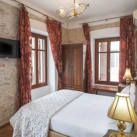 Tsopela Boutique Hotel *