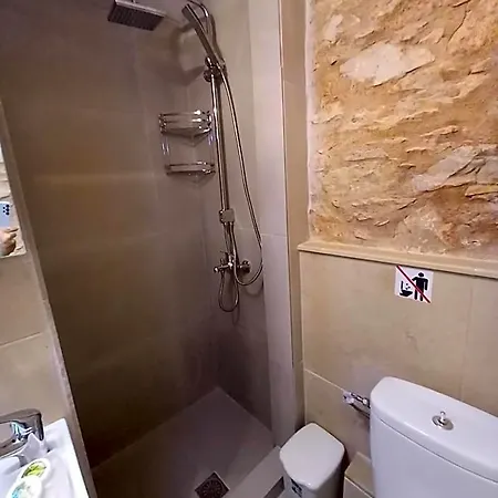 Tsopela Boutique Hotel *