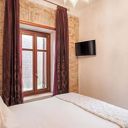 Tsopela Boutique Hotel *